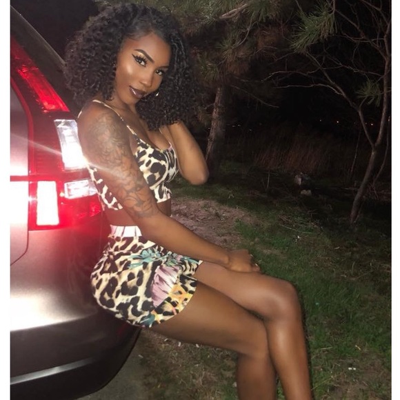 Fashion Nova Other - Tropical animal/floral print skirt set 😍